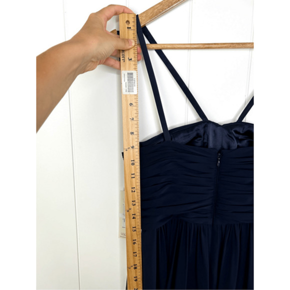 NWT Eliza J Halter Neck‎ Shirred Chiffon Gown in Navy Size 6 Evening Maxi Dress - Picture 12 of 16